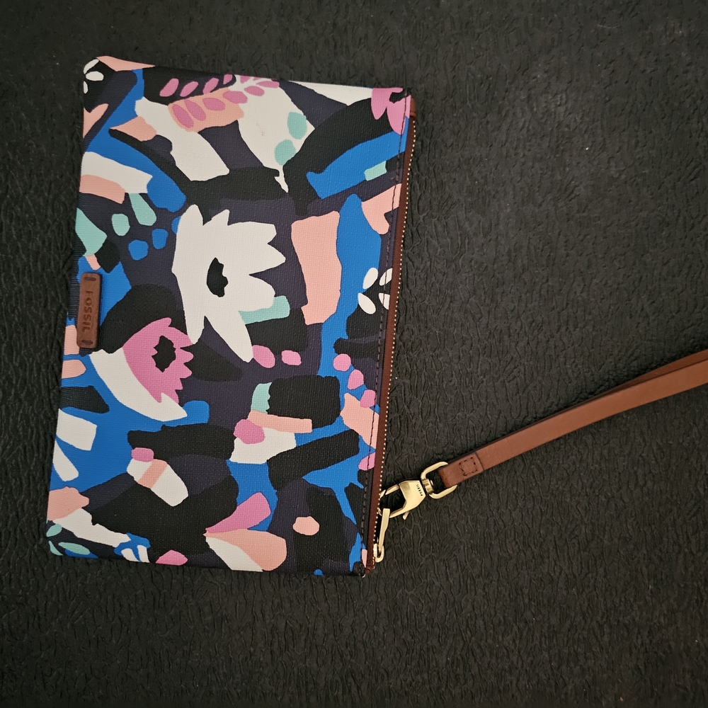 Fossil Multicolor Floral Clutch Wristlet